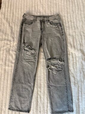 American Eagle Outfitters Women's Gray Distressed Boyfriend Jeans